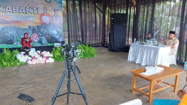 Suasana Lomba Kabanti Hari Kedua Kategori Umum yang diikuti 37 peserta 