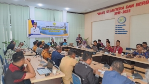 Kegiatan Forum Penguatan Ekonomi Daerah yang dilaksanakan di Aula Bappeda Kota Baubau Kamis (18/7/2024