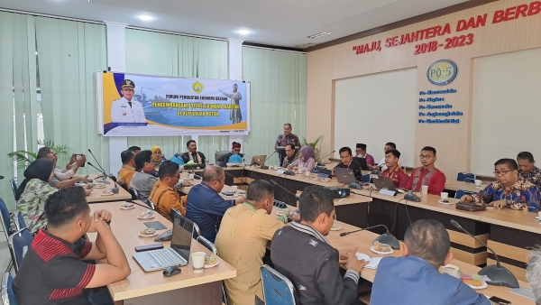 Kegiatan Forum Penguatan Ekonomi Daerah yang dilaksanakan di Aula Bappeda Kota Baubau Kamis (18/7/2024