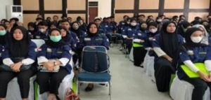 Pesrta magang dalam negeri tahun 2023 yang dibuka Dina Transnaker Sultra   Foto : Ist