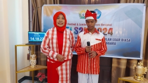 Ilham, Siswa SLBS Kokalukuna Juara 1 Lomba Nyanyi Solo FLS2N dan Wakili Sultra ke Tingkat Nasional didampingi Guru Pembimbing Supruhatin, S.Pd