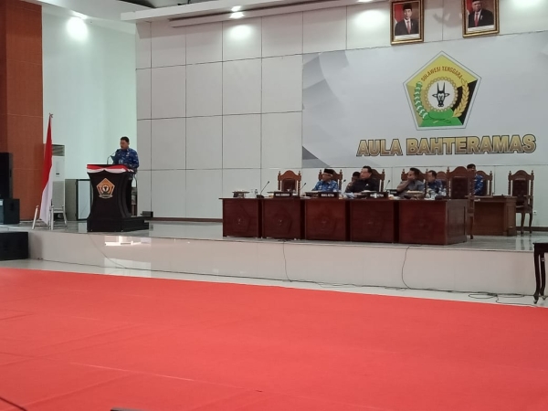 Susana sidang paripurna DPRD Sultra Sultra