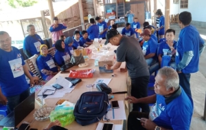 Relawan paslon Bupati dan Wakil Bupati Muna, Rahman-AJB saat diedukasi tentang ilmu kepemiluan di posko utama pemenangan di Kota Raha