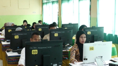 Suasana tes Substantif PPG Calon Guru tahun 2025 Hari ke-3 di SMAN 3 Baubau