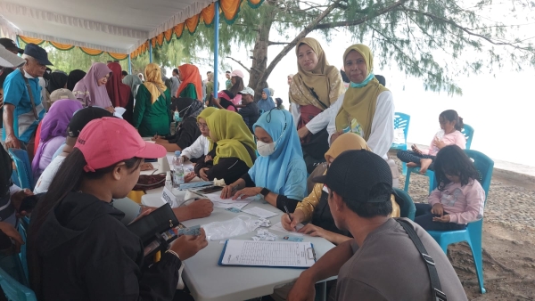 Pemeriksaan kesehatan gratis di Kotamara Baubau Minggu (16/2/2025)