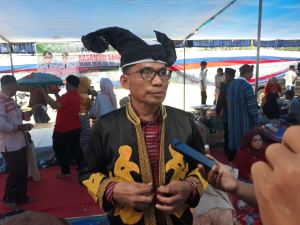 Ketua panitia pesta adat Kasambu Sambu, La Ode Aswad., S.Sos., M.Si.,