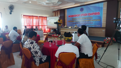 Suasana Kegiatan Workshop Studi Empiris Program Pascasarjana Unidayan Sabtu (5/11)