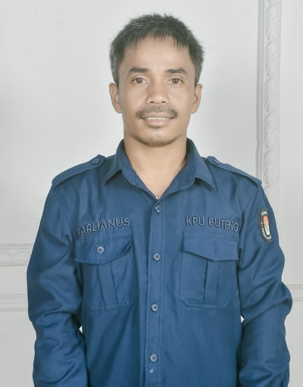 Ketua Divisi Parmas dan SDM KPU Buteng, Karlianus Poasa