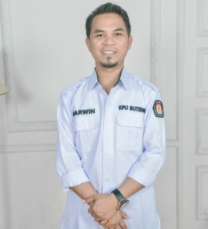 Ketua Divisi Penyelenggaraan KPU Buteng, Darwin