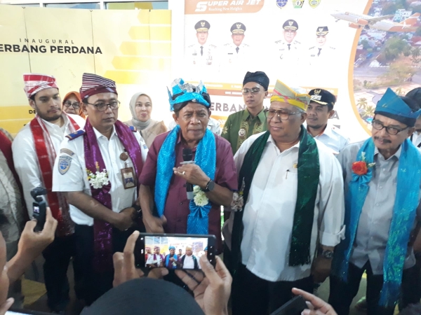 Pemprov Sultra All Out Dukung Penerbangan Airbus A320 di Jazirah Kepulauan Buton